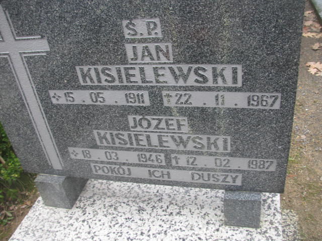 Józef KISIELEWSKI 1946 Bolesławiec zakład gosp kom - Grobonet - Wyszukiwarka osób pochowanych