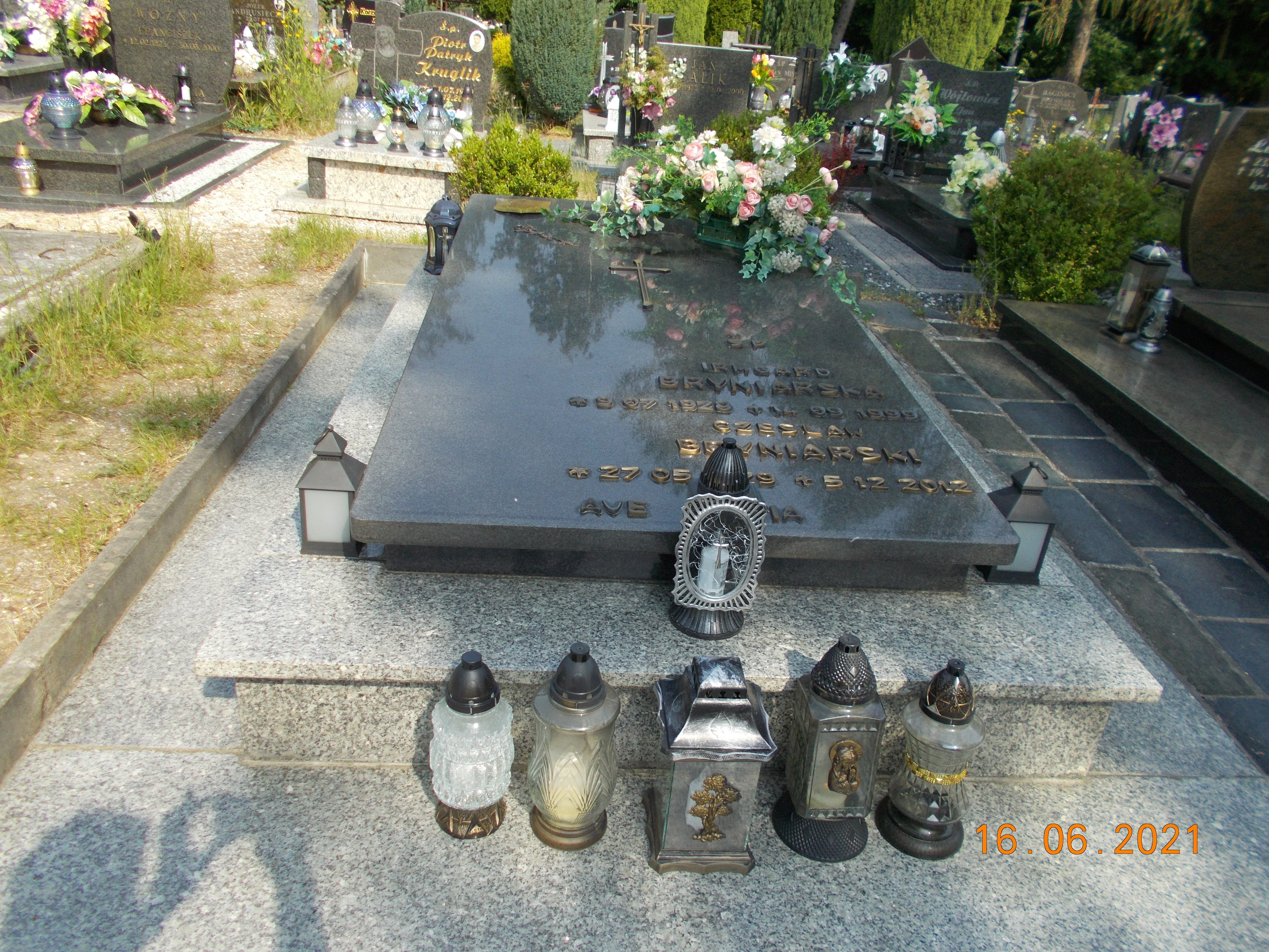 Grób RYSZARD WINIARSKI