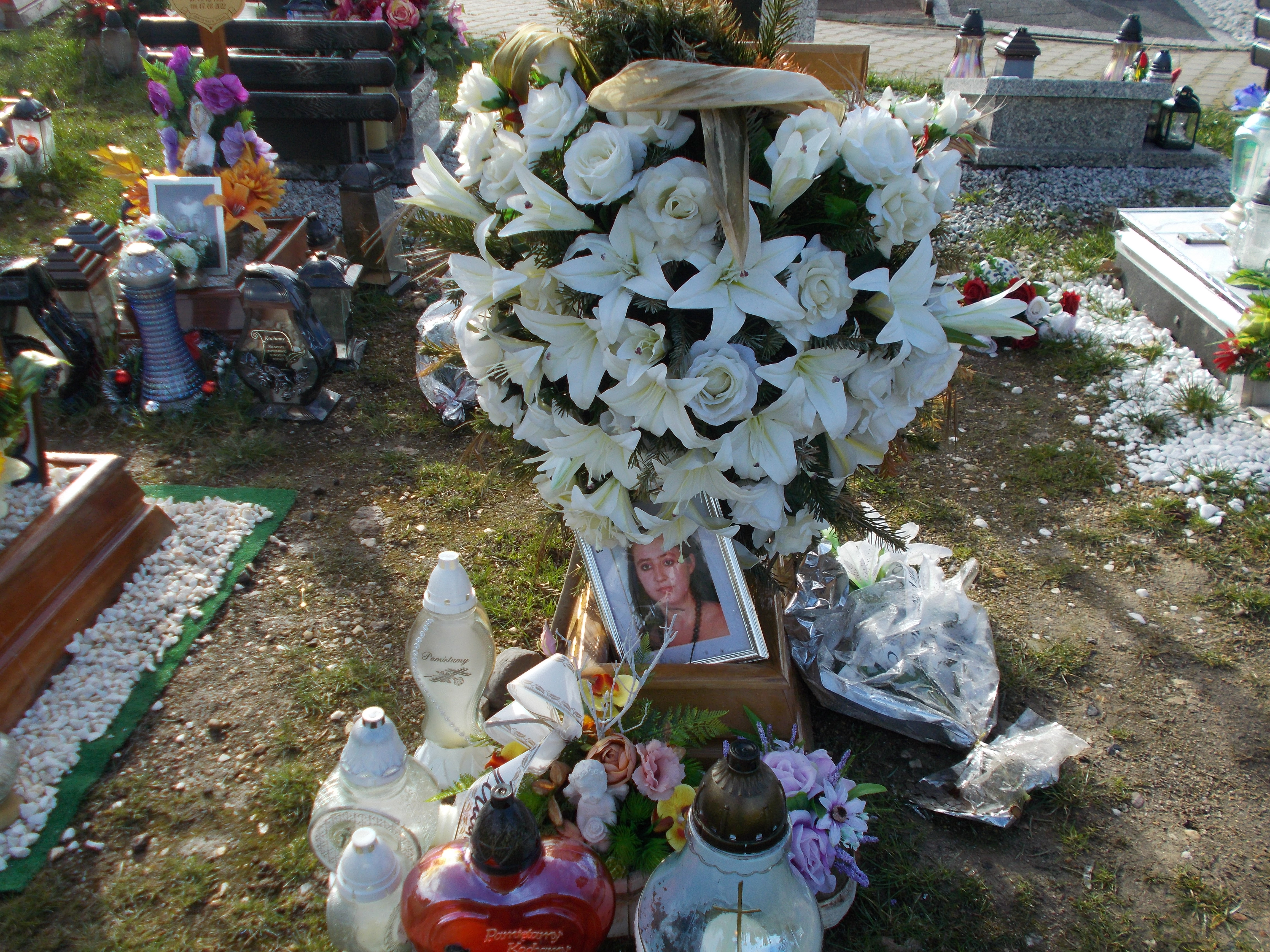 Agnieszka GALIK 1987 Bolesławiec zakład gosp kom - Grobonet - Wyszukiwarka osób pochowanych