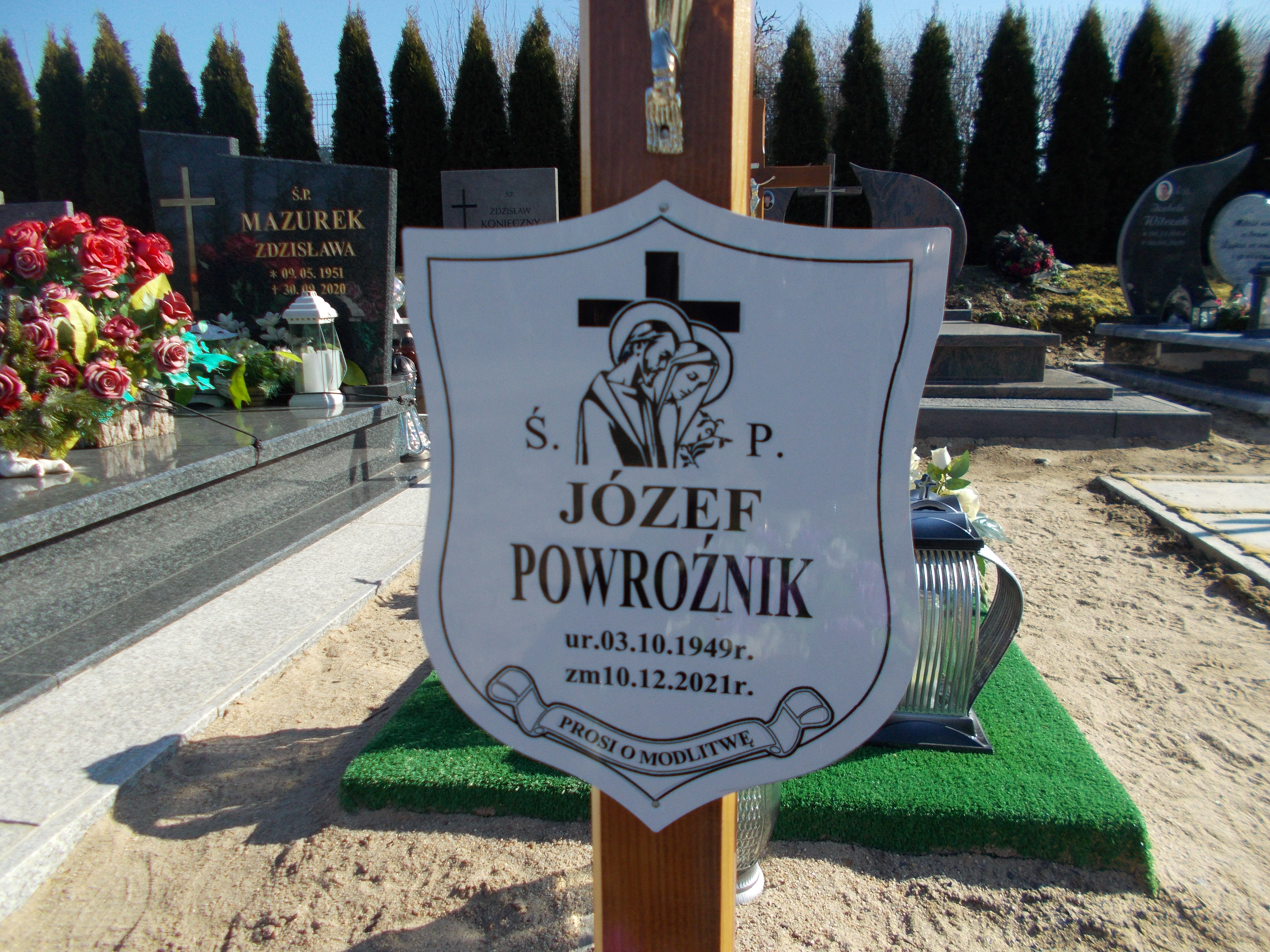 Grób JÓZEF POWROŹNIK
